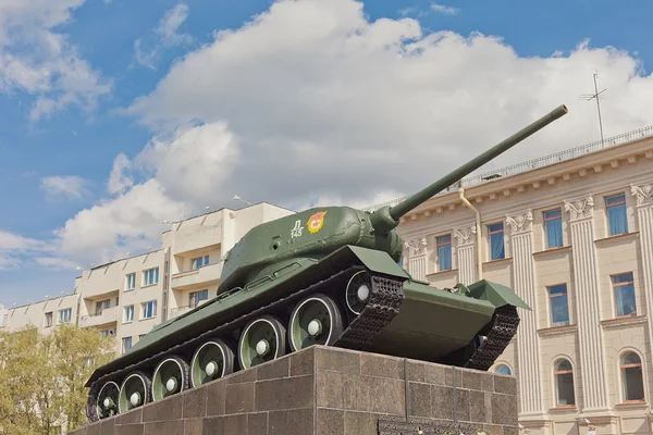 Soviet tank T-34 in Minsk — Stock Photo, Image