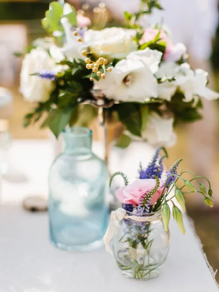 Field Bouquet Rose Lavender Stands Glass Vase White Table Floral — Stock Photo, Image
