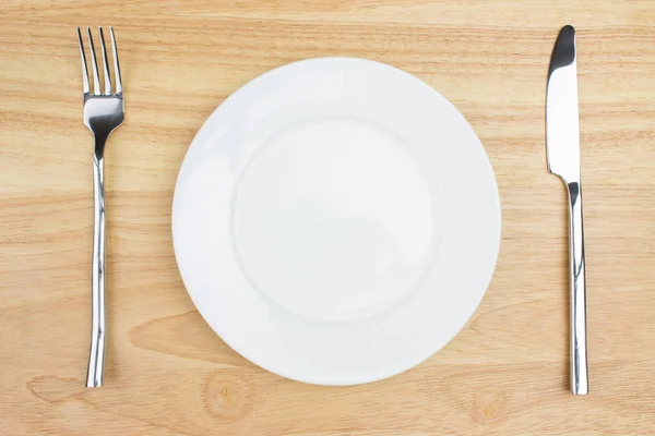 Κενό Πιάτο Δείπνου Μαχαίρι Και Πιρούνι — Φωτογραφία Αρχείου