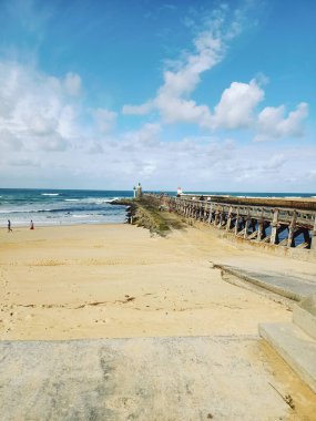 Capbreton Deniz Feneri Fransa 'da, muhteşem plajın yanında.