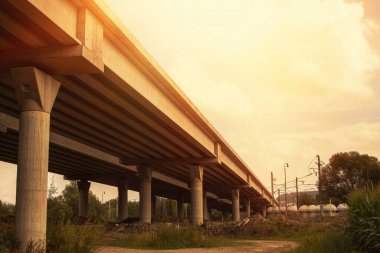 Otoyolun bir bölümü yapım aşamasında. Yüksek kalite fotoğraf