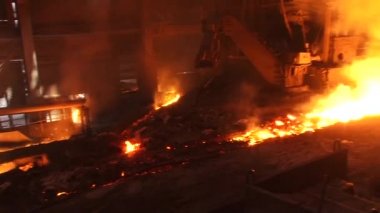 Güzellik sıcak metal