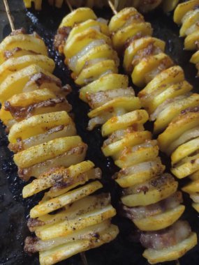 Sebze Shishchik Patates, Salo, Pepper, Mandau 'da Soğan