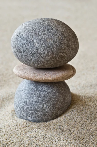 선 돌 멩이 — 스톡 사진