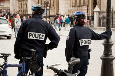 Fransız polis