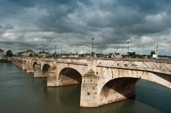 Saumur-Brücke — Stockfoto