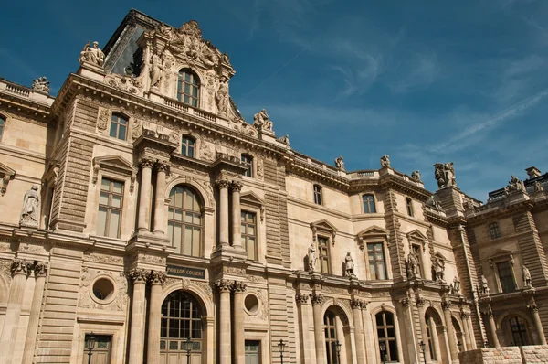 Louvre museum in Paris — Stock Photo, Image