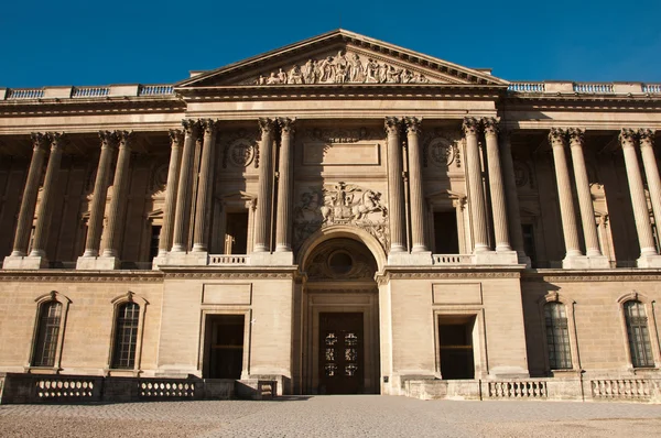 Louvre museum in Paris — Stock Photo, Image