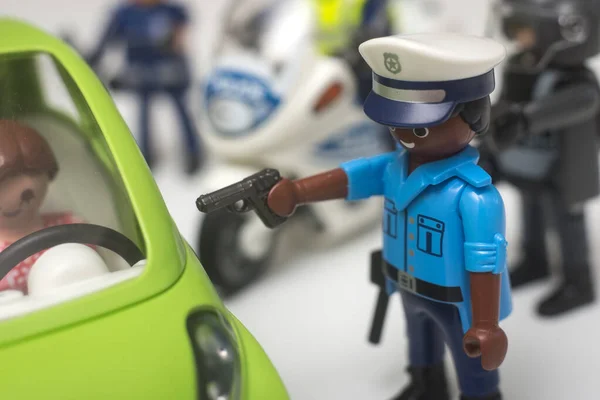 Mulhouse Frankrijk Oktober 2021 Close Politieman Jachtgeweer Playmobil Figurencollectie Witte — Stockfoto