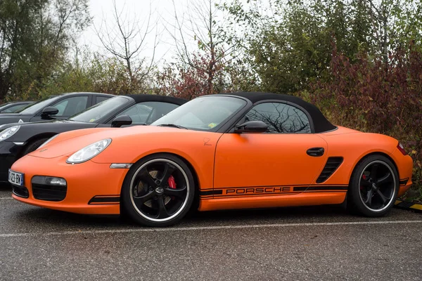 Mulhouse França Novembro 2021 Vista Perfil Porsche Roadster Laranja Parkedin — Fotografia de Stock