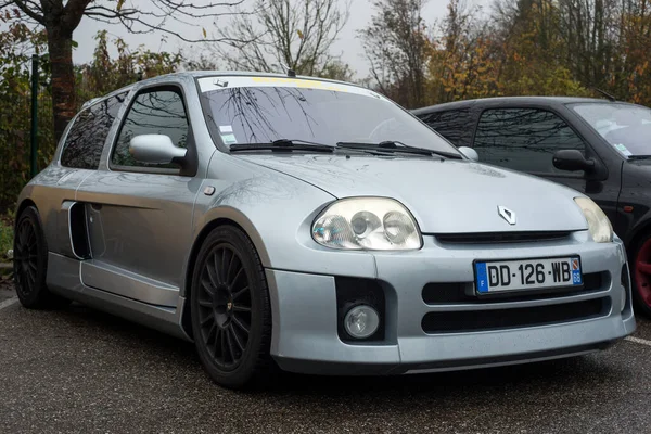 Mulhouse France November 2021 Front View Grey Renault Clio Parked — Stock Photo, Image