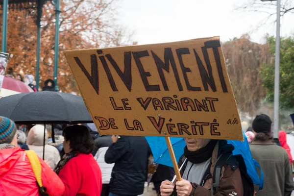 Colmar França Dezembro 2021 Pessoas Protestando Contra Passe Sanitário Com — Fotografia de Stock