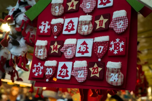 Primer Plano Del Calendario Adviento Mercado Navidad — Foto de Stock