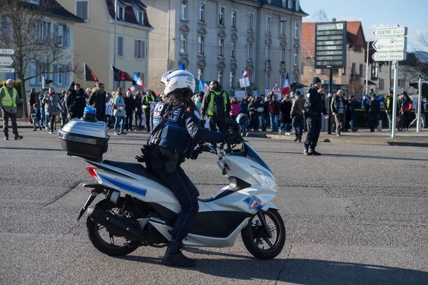 Colmar Frankreich Februar 2022 Porträt Einer Französischen Stadtpolizistin Und Eines — Stockfoto