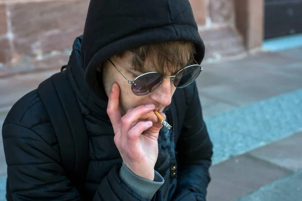 Portrait Young Man Sunglasses Smoking Cigarette Street — Stock Photo, Image