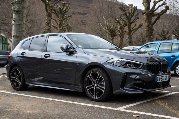 Kaysersberg França Fevereiro 2022 Vista Perfil Bmw 118 Cinzento Estacionado — Fotografia de Stock