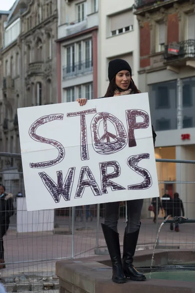 Mulhouse France Février 2022 Portrait Une Jeune Fille Protestant Contre — Photo