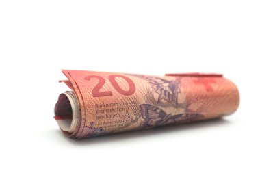 Mulhouse - Fransa - 8 Mart 2022 - İsviçre banknotları beyaz arka planda 20 frank yakın plan