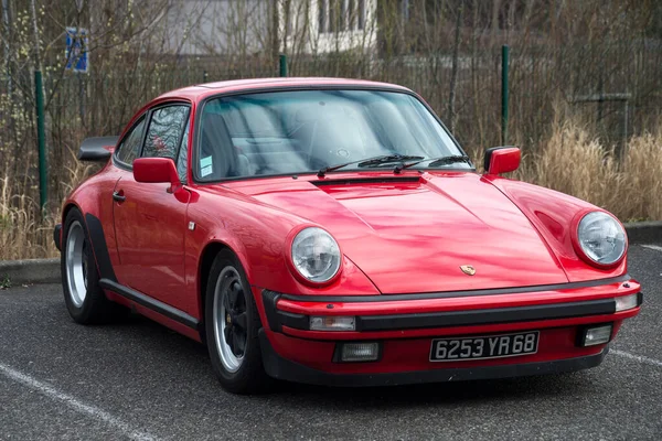 Mulhouse France March 2022 Front View Red Porsche 911 Parked — Stock Photo, Image