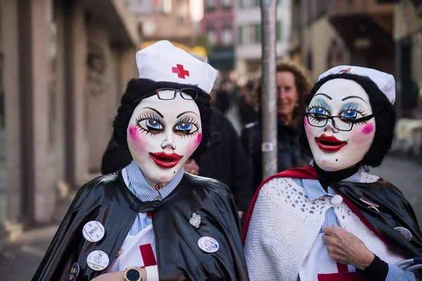 Basileia Suíça Março 2022 Retrato Mulheres Mascaradas Vestindo Berçários Desfilando — Fotografia de Stock
