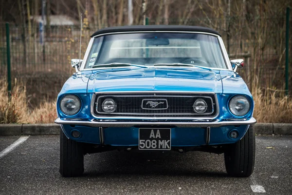 Mulhouse Franciaország 2022 Március Front View Blue Ford Mustang 1967 — Stock Fotó