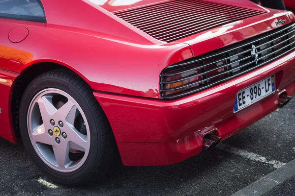 Mulhouse Fransa Nisan 2022 Caddeye Park Etmiş Kırmızı Ferrari 348 — Stok fotoğraf