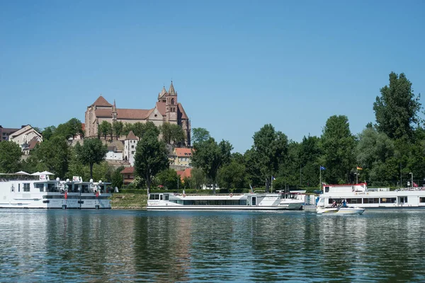 Breisach Frankreich Mai 2022 Panorama Des Mittelalterlichen Dorfes Mit Kreuzfahrtschiffen — Stockfoto