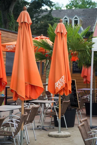 Breisach Francie Května 2022 Pohled Terasu Restaurace Aperolovým Sprejovým Pomerančovým — Stock fotografie