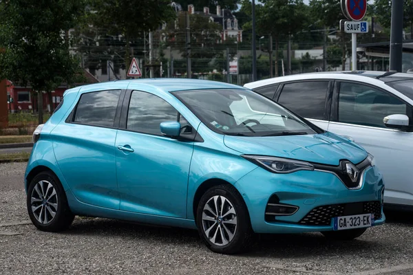 Mulhouse France 2022 Profile View Blue Renault Zoe Electric Car — 스톡 사진