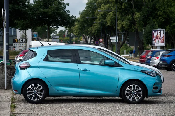 Mulhouse Franciaország 2022 Június Profil Megnézése Kék Renault Zoe Elektromos — Stock Fotó
