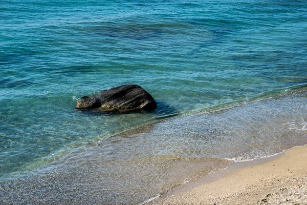 Closeup Rock Water Beach — Photo