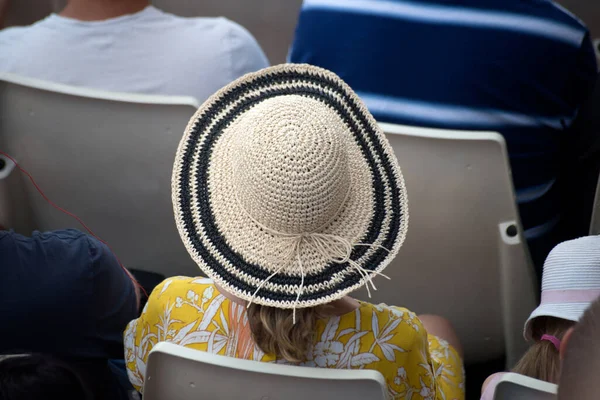 Portrait Back View Tourist Wearing Summer Hat Cruise Boat — Foto de Stock