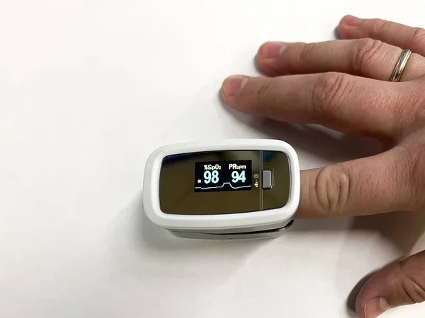 Pulse Oximeter Medical Electrical Device Designed Diagnose Level Oxygen Saturation — Stock Photo, Image