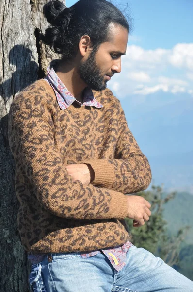 Side View Good Looking Indian Young Men Hair Bun Posing — Foto de Stock