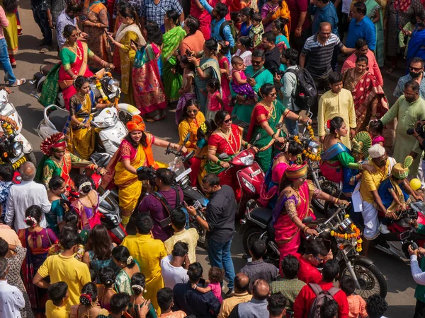 Mumbai Hindistan Nisan 2022 Geleneksel Giysiler Içinde Güzel Hintli Bir — Stok fotoğraf