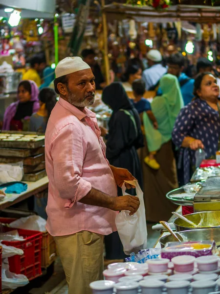 Mumbai India May 2022 Muslim Male Vendor Cooking Selling Halal — Stock Photo, Image