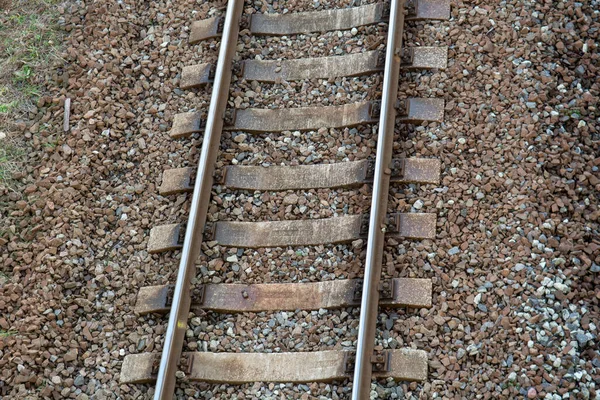 Jednokolejná Železniční Trať Prázdná Jednosměrná Železniční Trať Slunečný Den — Stock fotografie