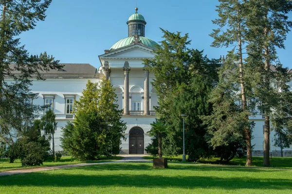 Замок Садиба Стилі Класицизму Парку Топольчанкі Словаччина — стокове фото