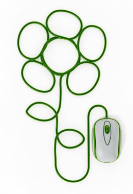 Beyaz arkaplanda izole edilmiş bir çiçek şekli oluşturan kabloya bağlı fare. 3B illüstrasyon.