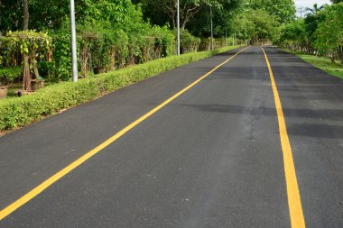 Yol yol yeşil çevre