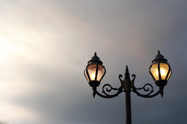 Elektrické pouliční lampa — Stock fotografie