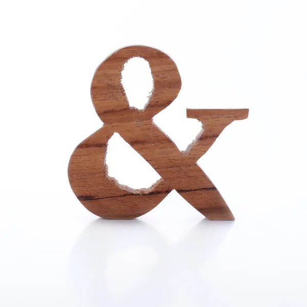 Alfabeto inglés ampersand symbol wooden —  Fotos de Stock