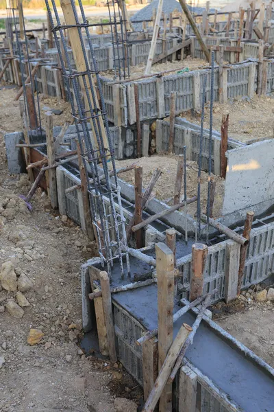 İnşaat house, takviye metal çerçeve