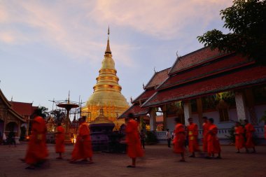 WAT phra lamphun yılında Tayland tapınak bu hariphunchai olduğunu