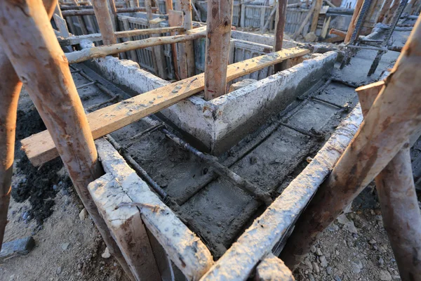 Casa de construcción, armazón metálico de refuerzo —  Fotos de Stock