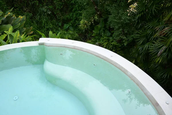 Piscine Dans Jardin — Photo