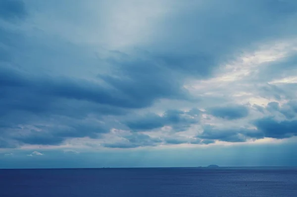 Dark Blue Sea Background Moody Sky — Foto de Stock