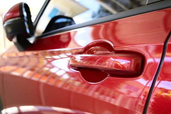 Maçaneta Porta Carro Vermelho Indústria Transpotação — Fotografia de Stock