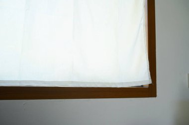 Camdaki beyaz perde, iç tasarım.