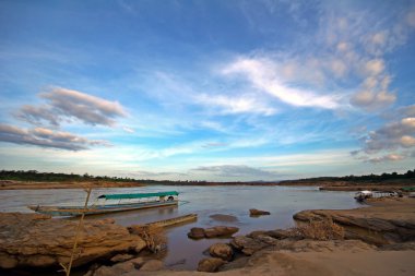 3000 Bok Mekongriver Ubon Ratchathani Tayland